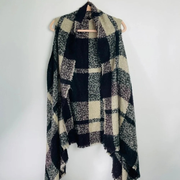 Lane Bryant Open Fringe Blanket Cardigan One‎ Size - Picture 1 of 7